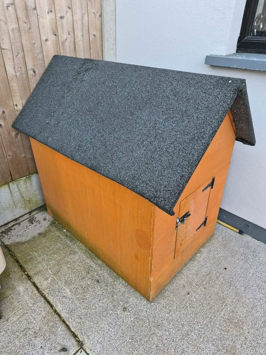 Dog house - Image 3