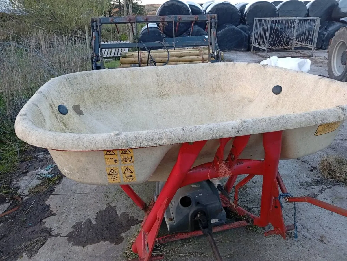 Vicon spreader - Image 2