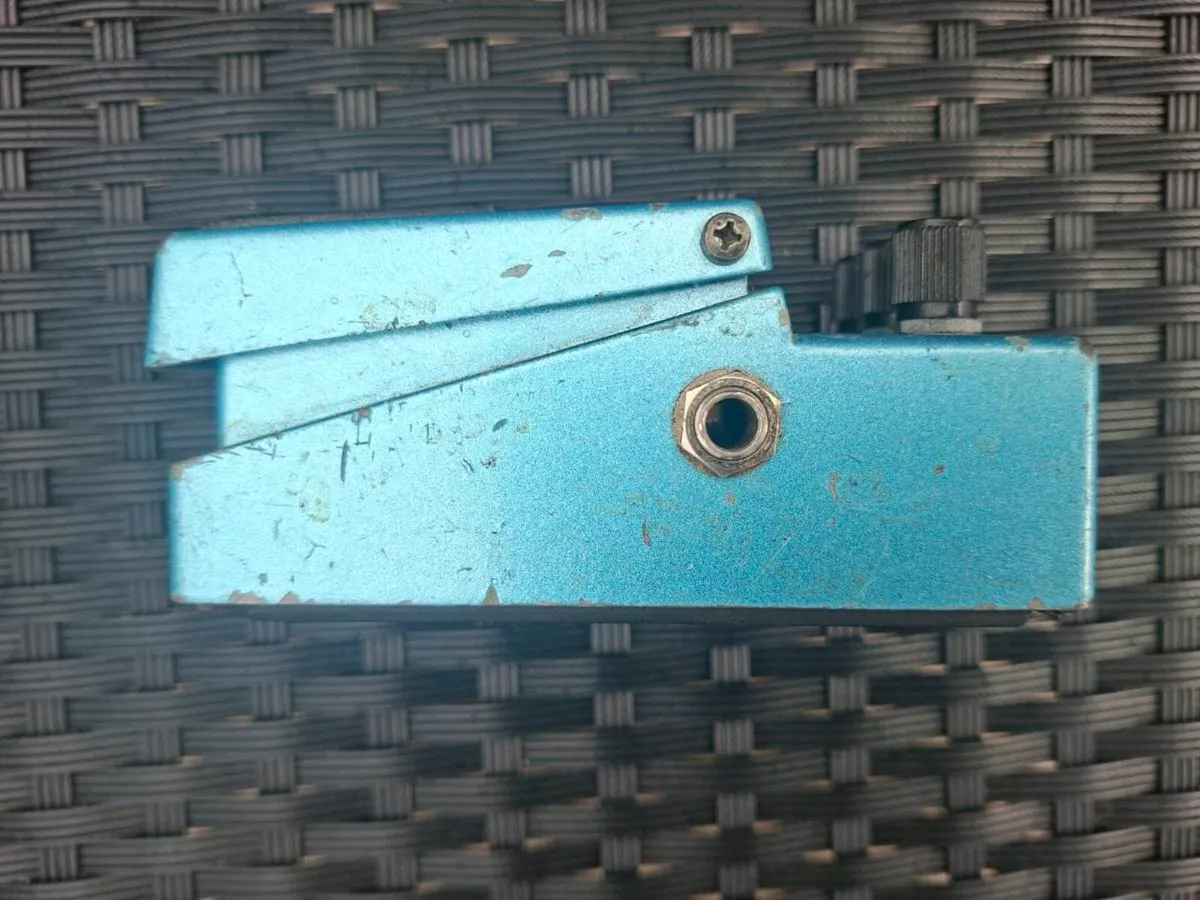 Vintage 1985 Japanese Boss Chorus pedal - Image 4