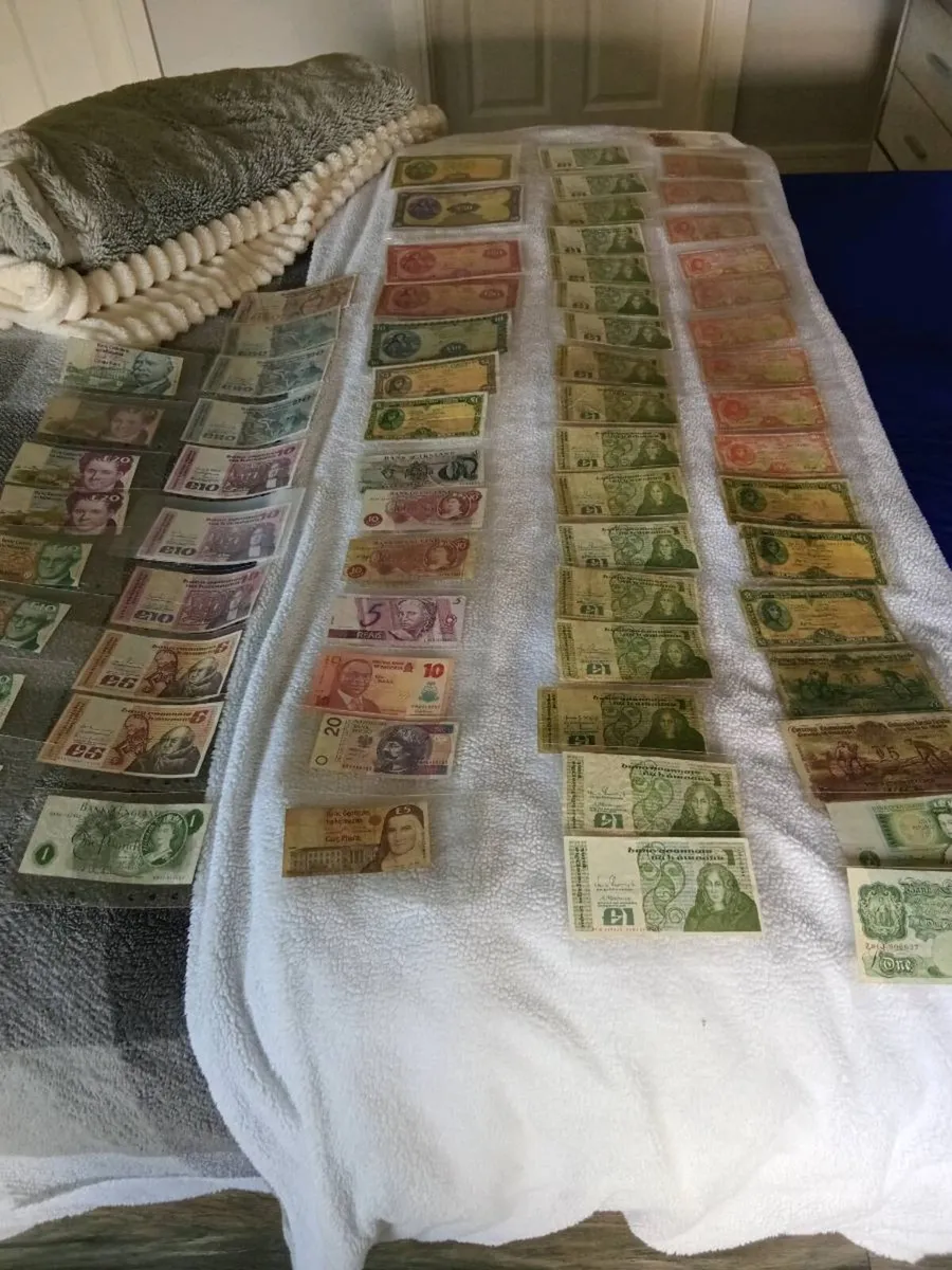 Old Irish money - Image 4