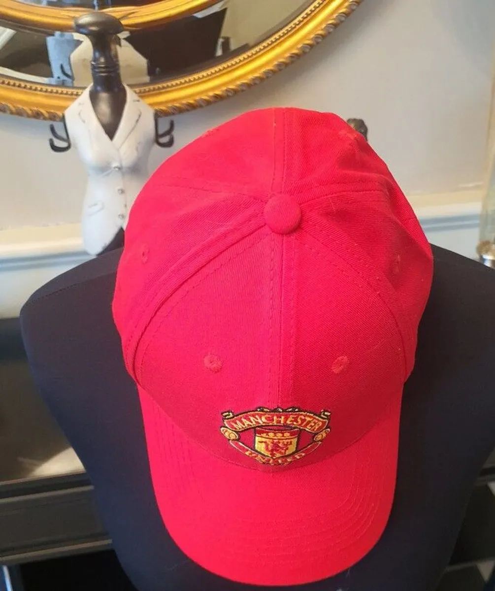 Manchester United - Image 1