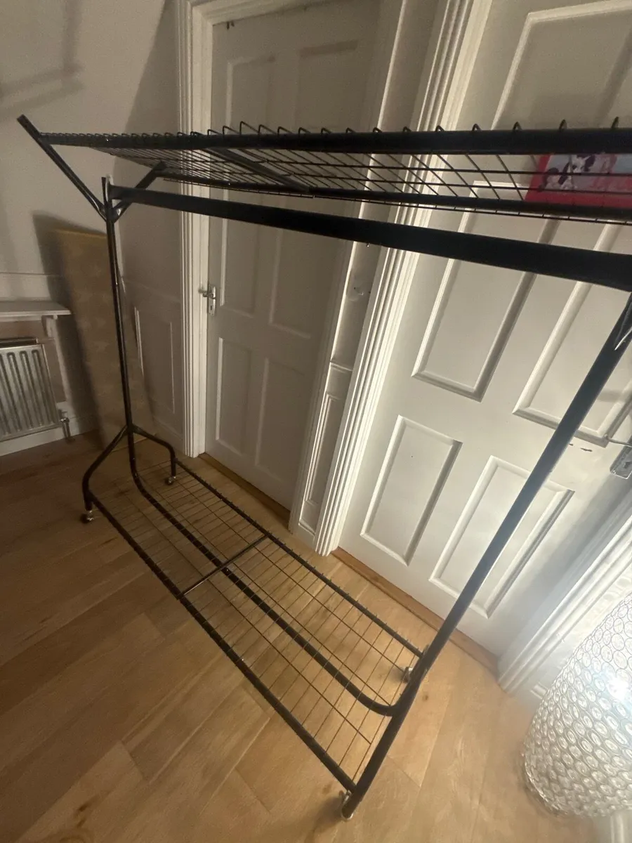 5ft long x 5ft Black Heavy Duty Hanging rail - Image 1