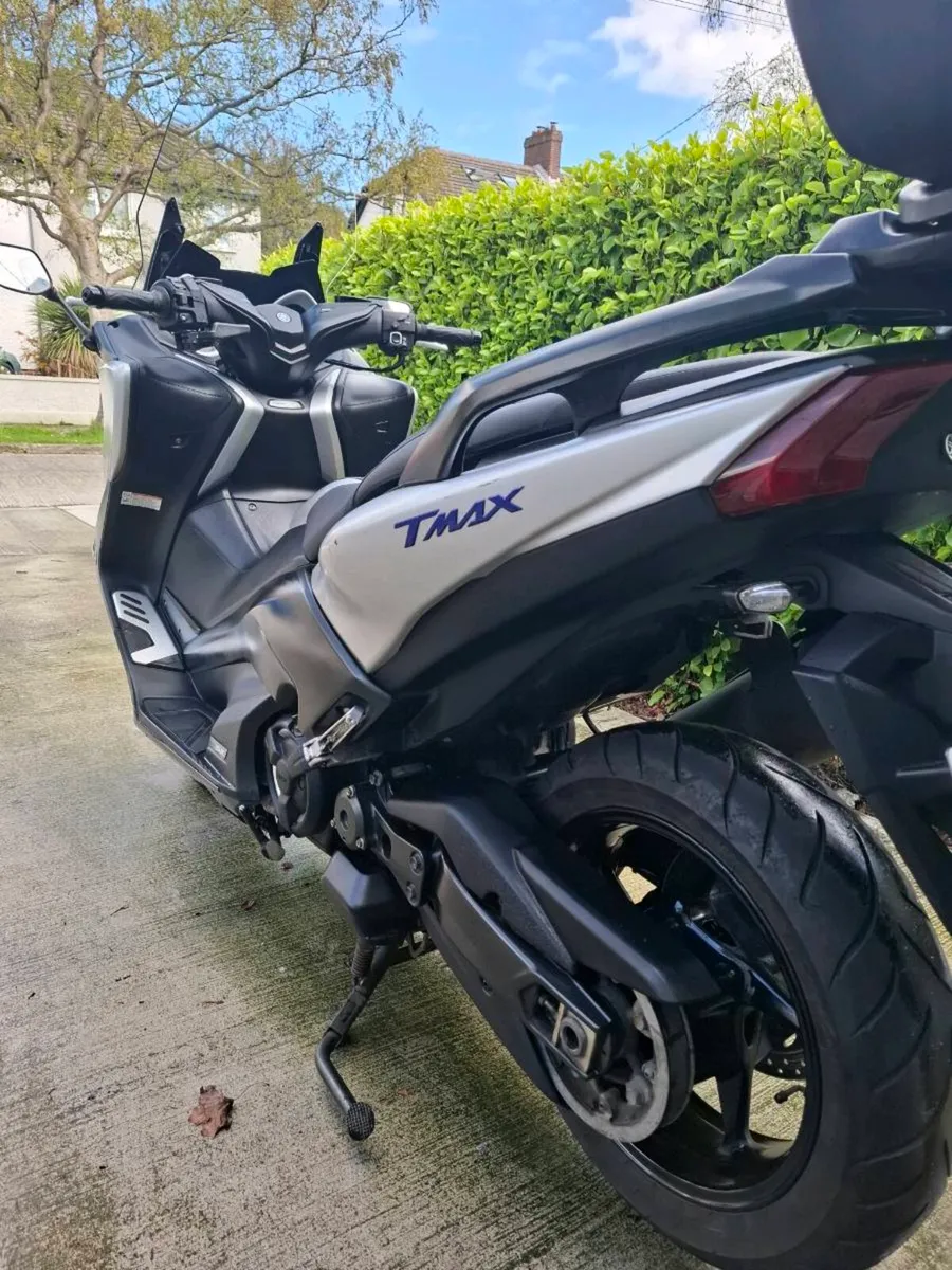 2017 Yamaha Tmax 530 - Image 3