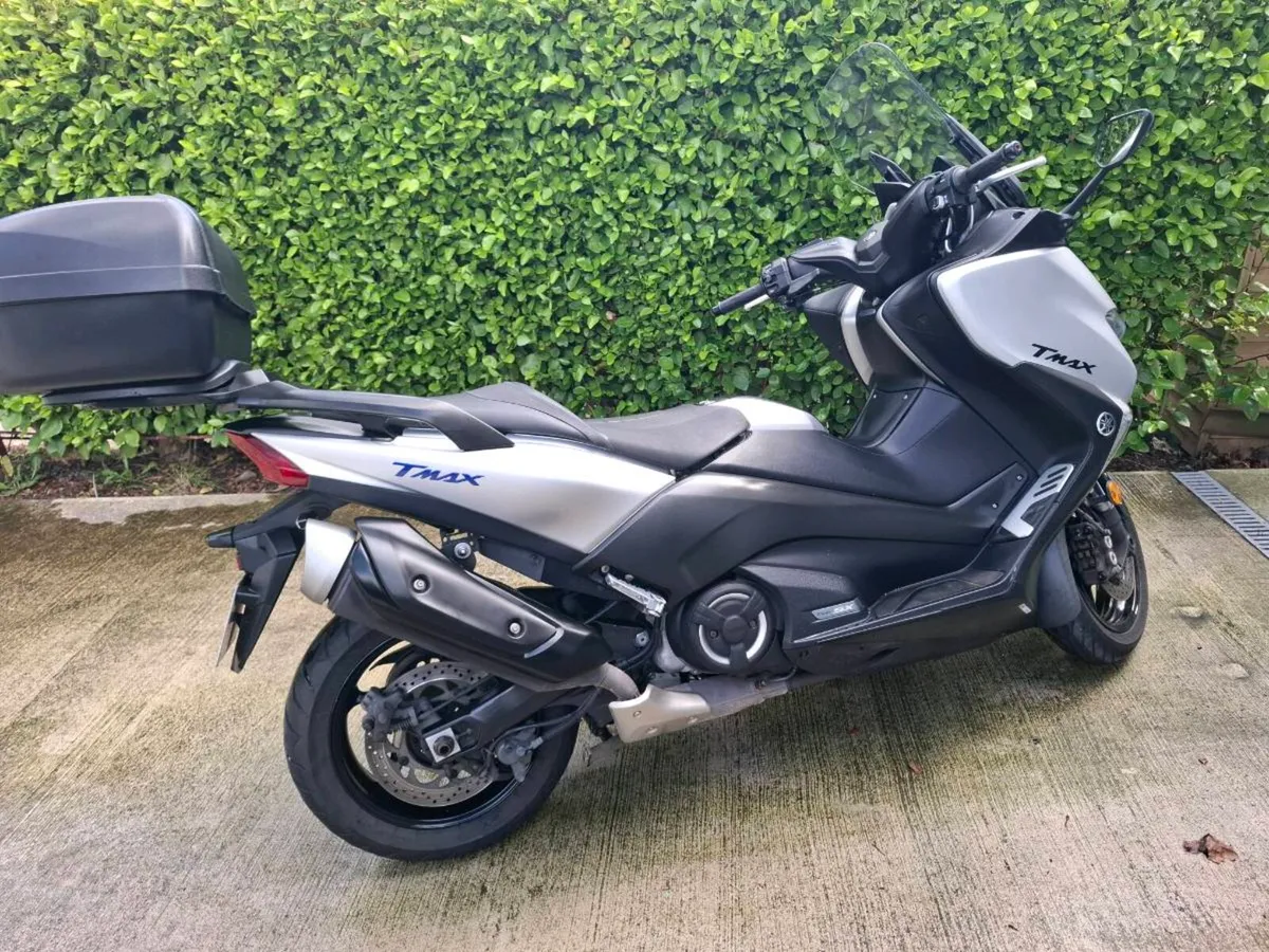 2017 Yamaha Tmax 530 - Image 4