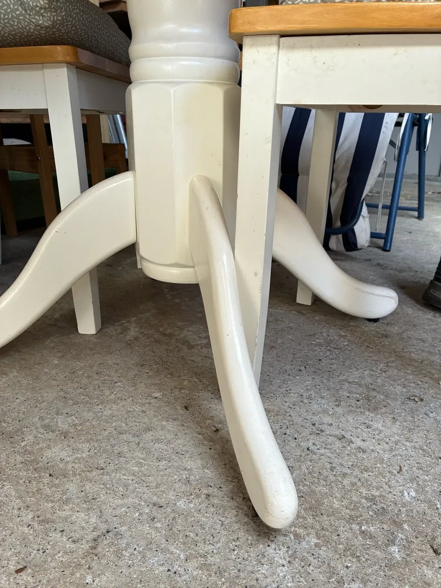 Dining table - Image 3