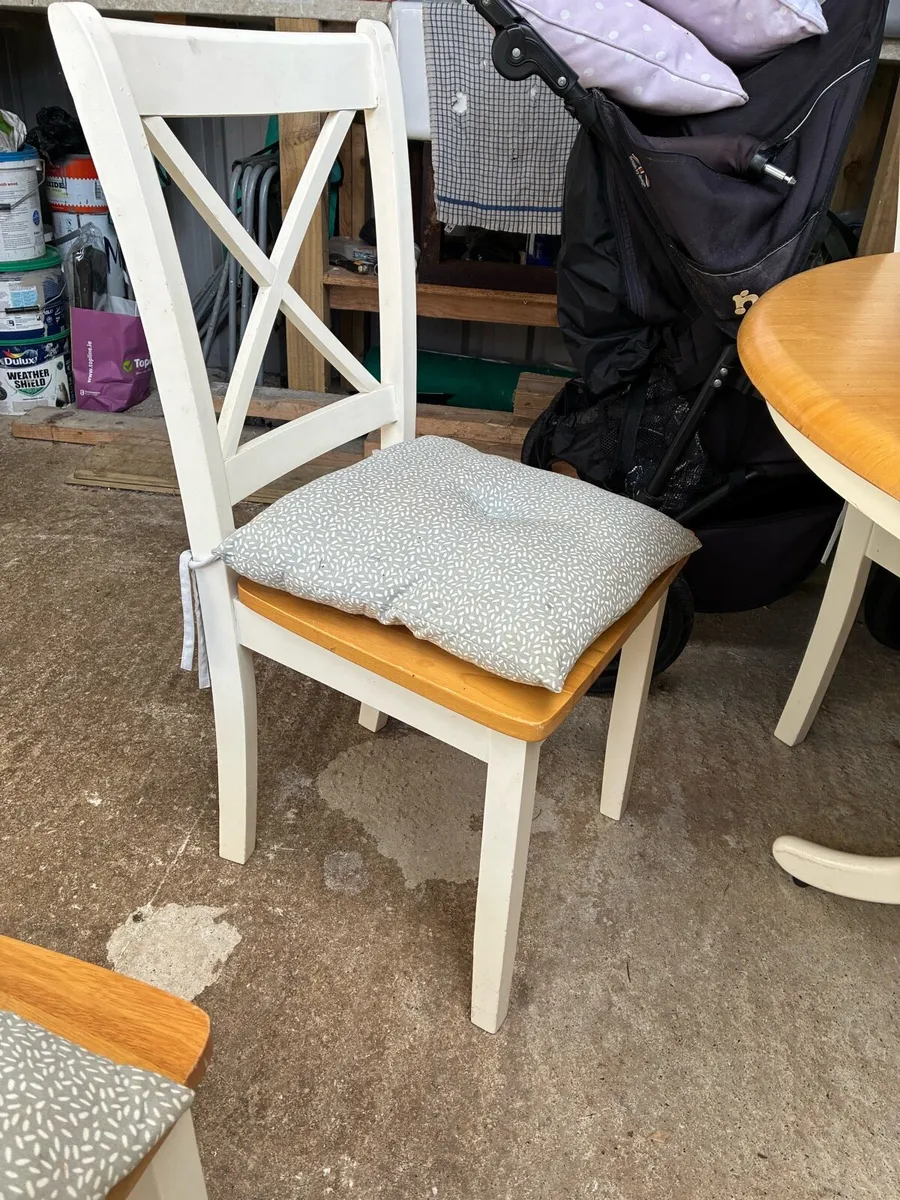 Dining table - Image 4