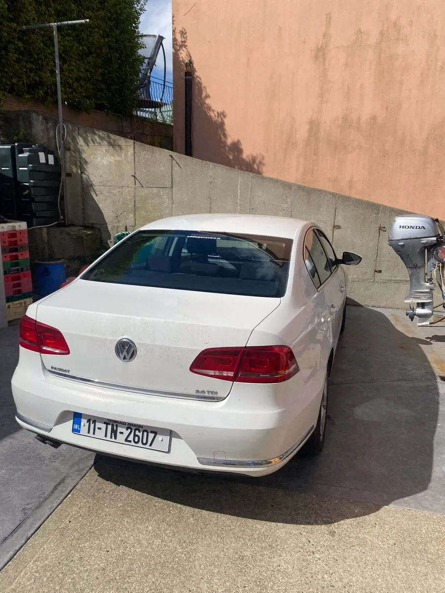 Volkswagen Passat - Image 3