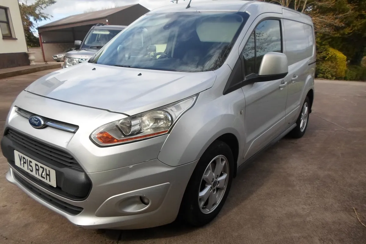 Ford Transit Connect 2015 - Image 2