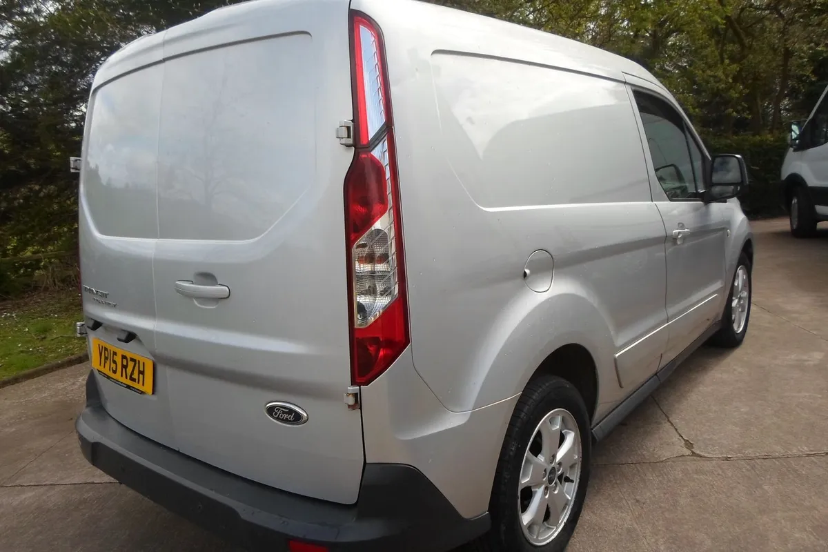 Ford Transit Connect 2015 - Image 4