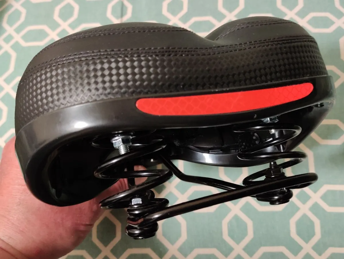 bicycle saddle - Image 1