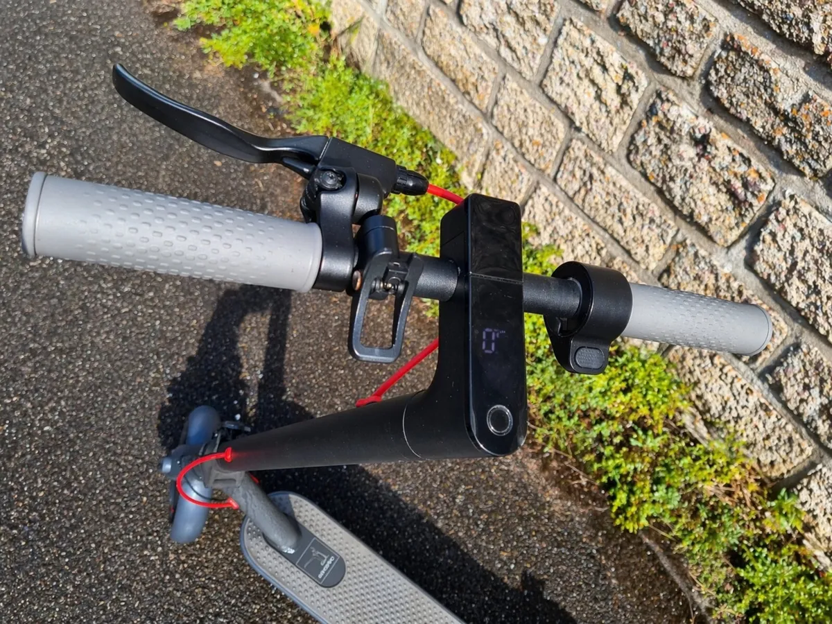 Electric Scooter - Image 3