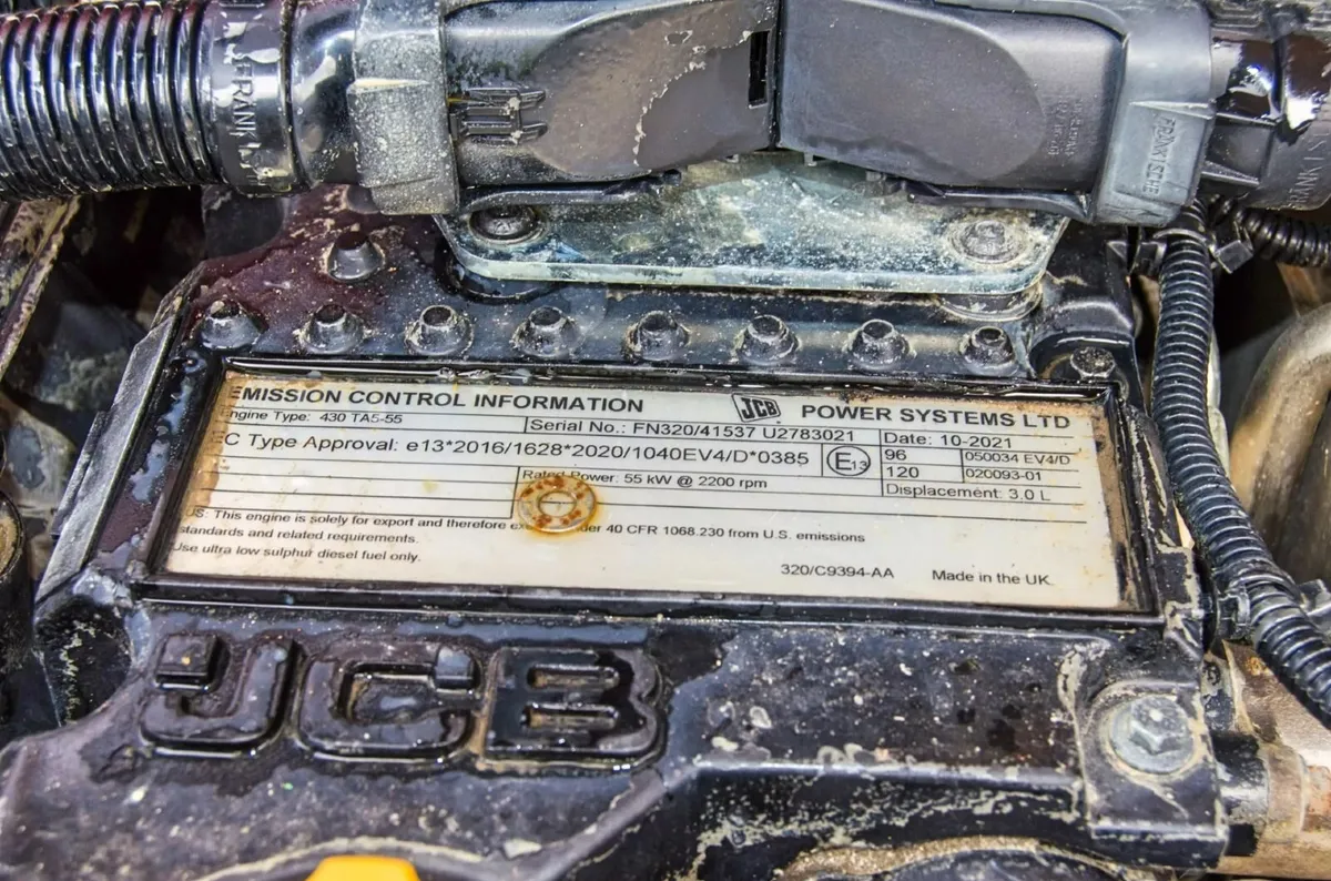 JCB 540-140 Hi-Viz Stage V 14 metre - Image 4