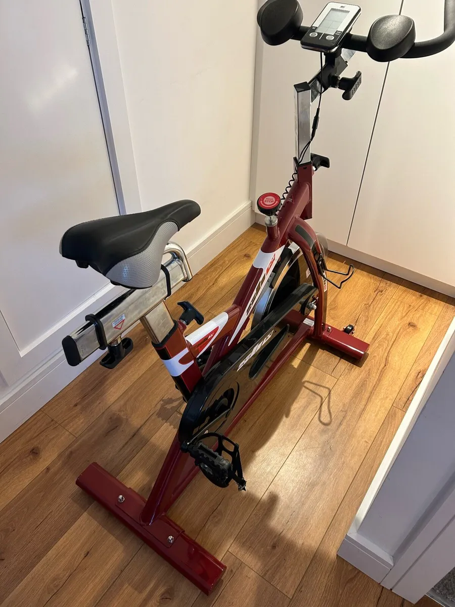 Spin bike - Image 1