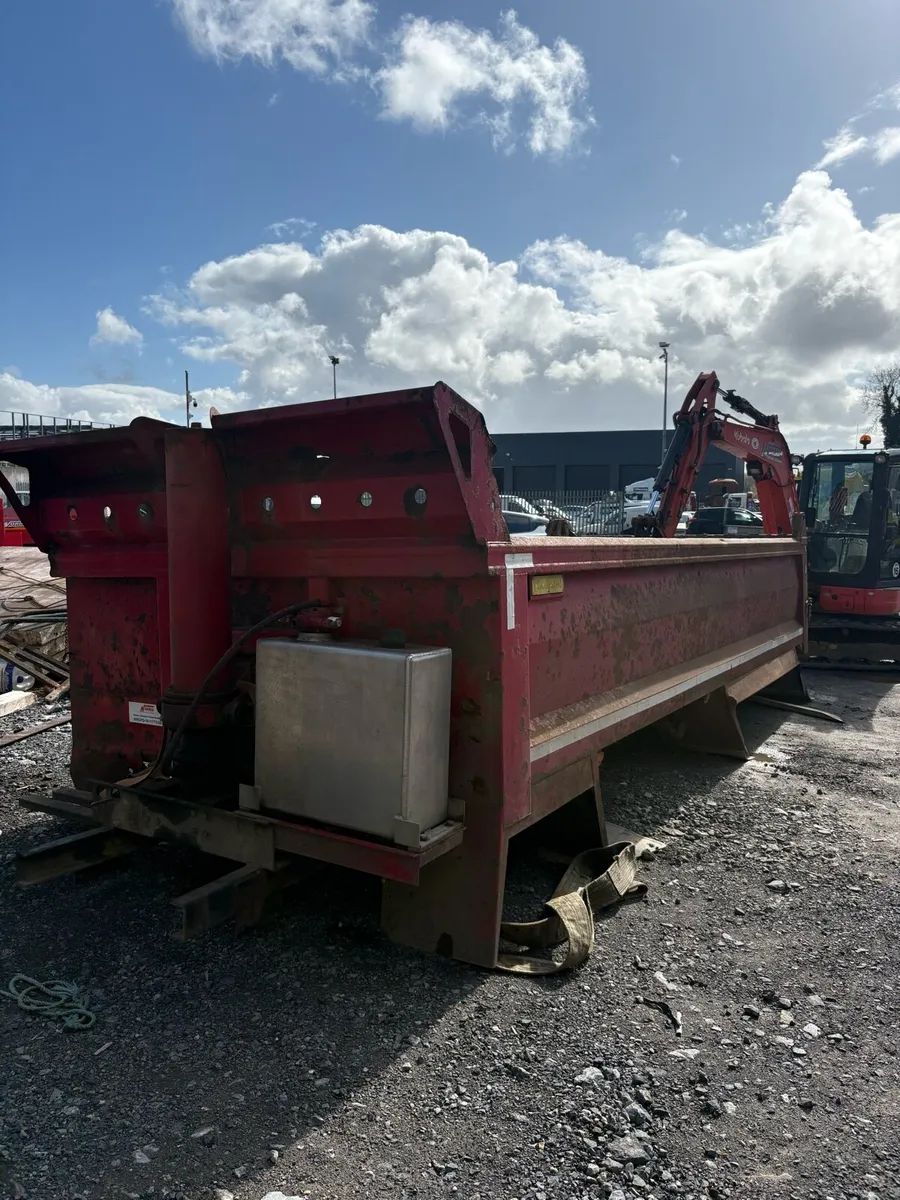 Tipper body - Image 1