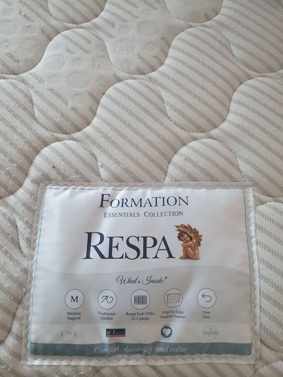 Single bed with matress - Image 2