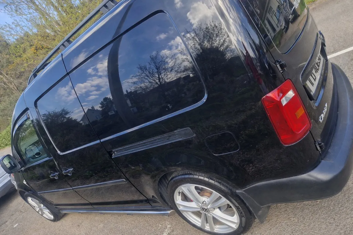 Volkswagen caddy maxi - Image 2