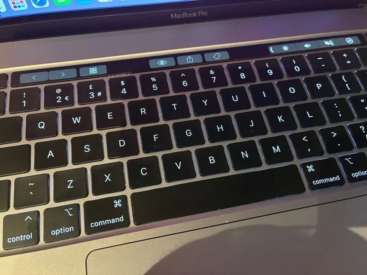 MacBook Pro - Image 4