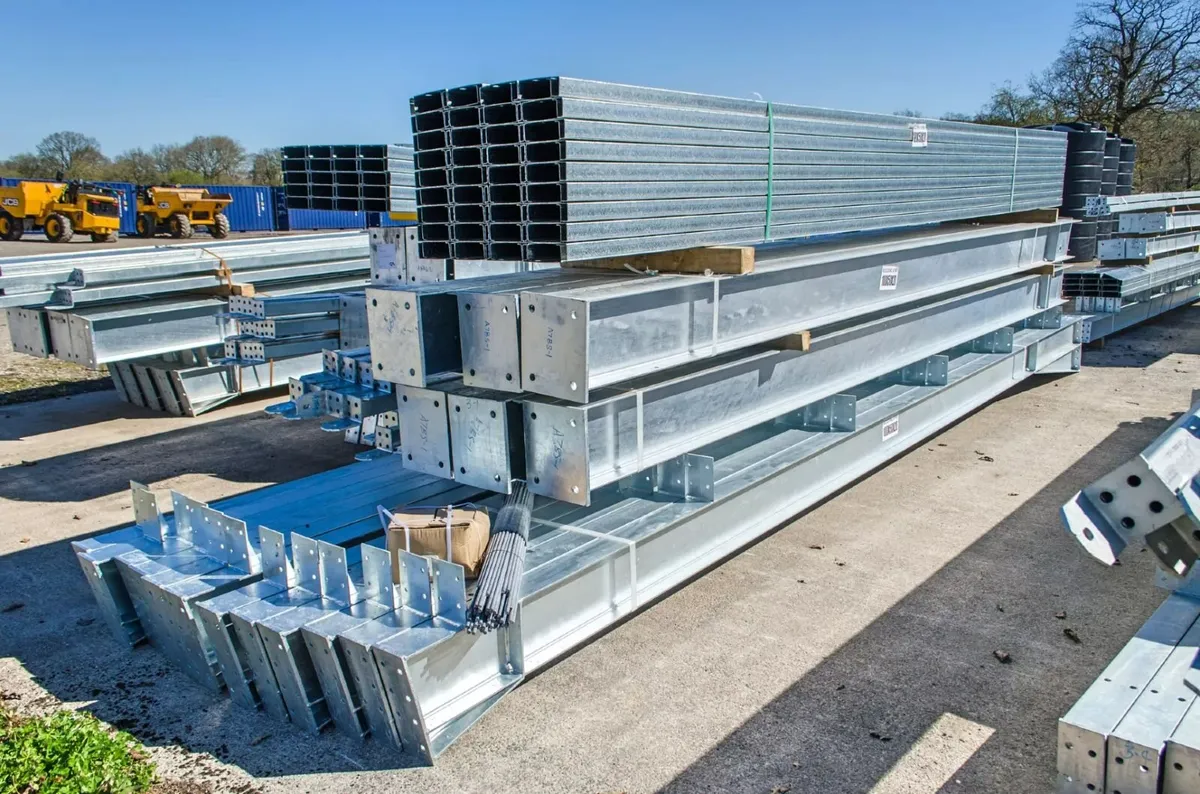 Unused 100ft x 50ft x 20ft fully galvanised steel - Image 3