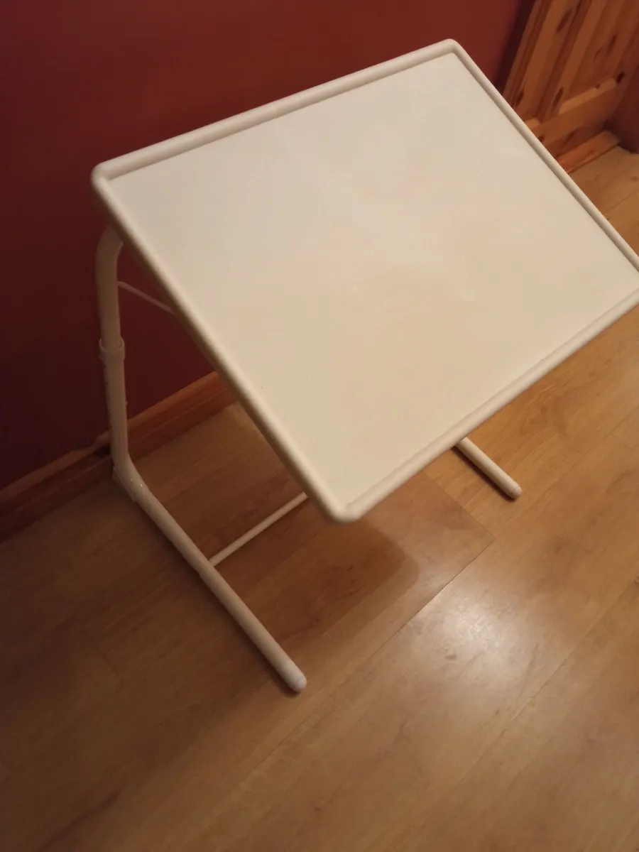 Foldable Table - Image 3