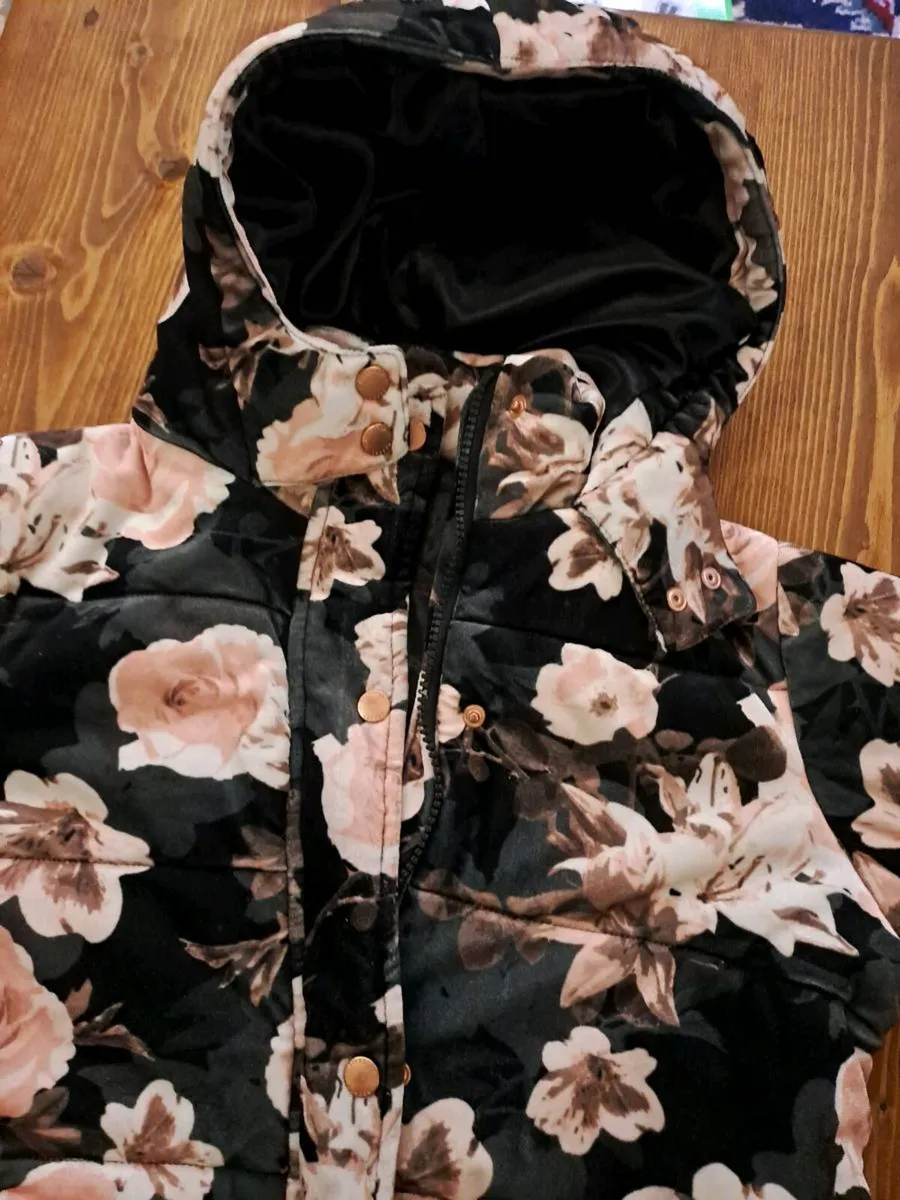 Firetrap Floral Puffer Jacket Girls UK 13 Years - Image 2