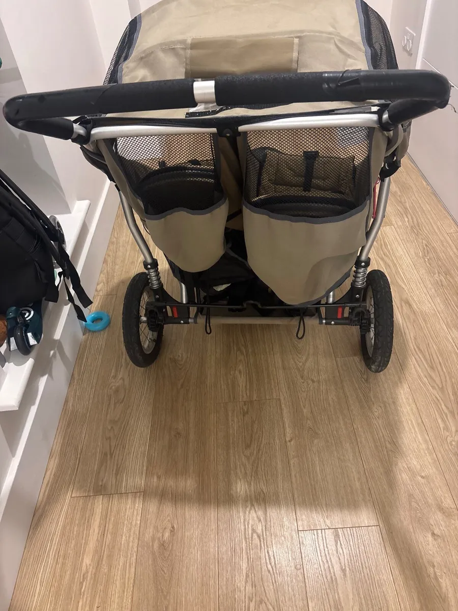 Out n about double buggy - Image 3