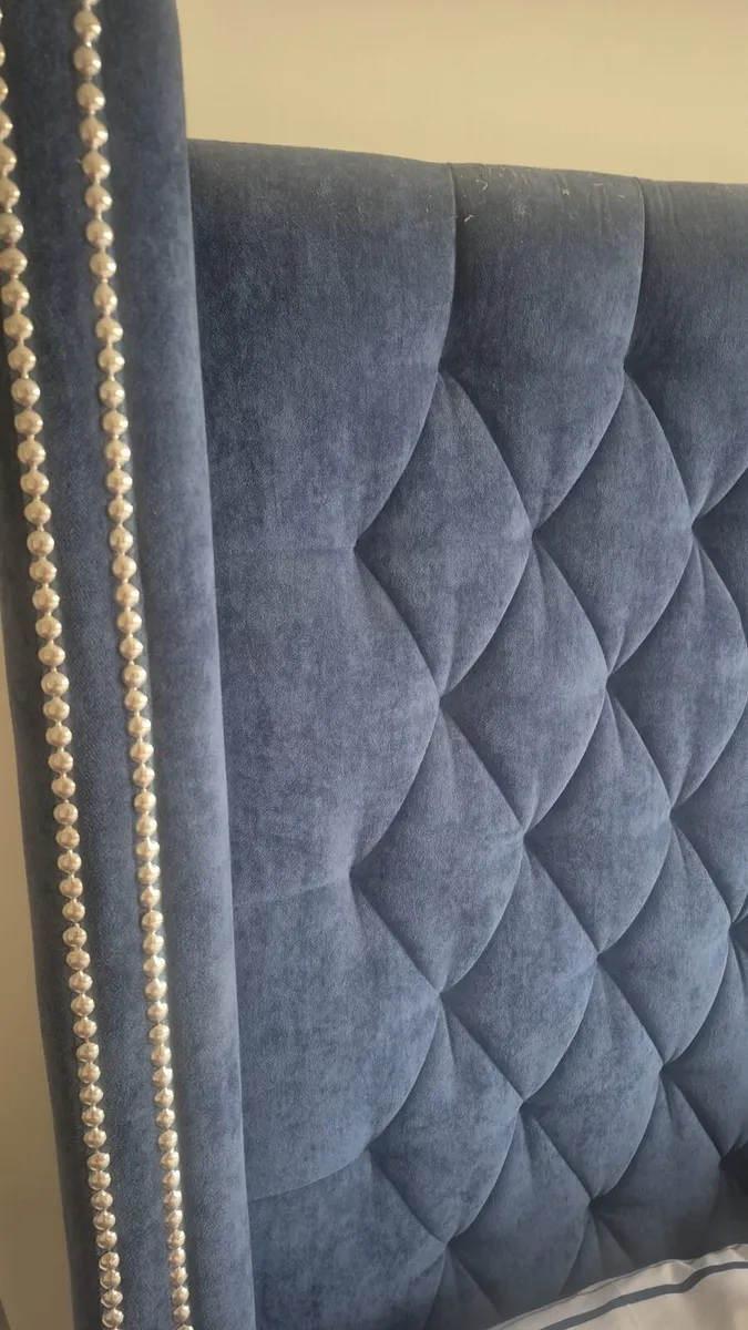 King size Upholstered Bed - Image 2