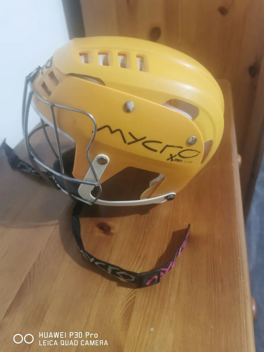 Micro hurling helmet - Image 4