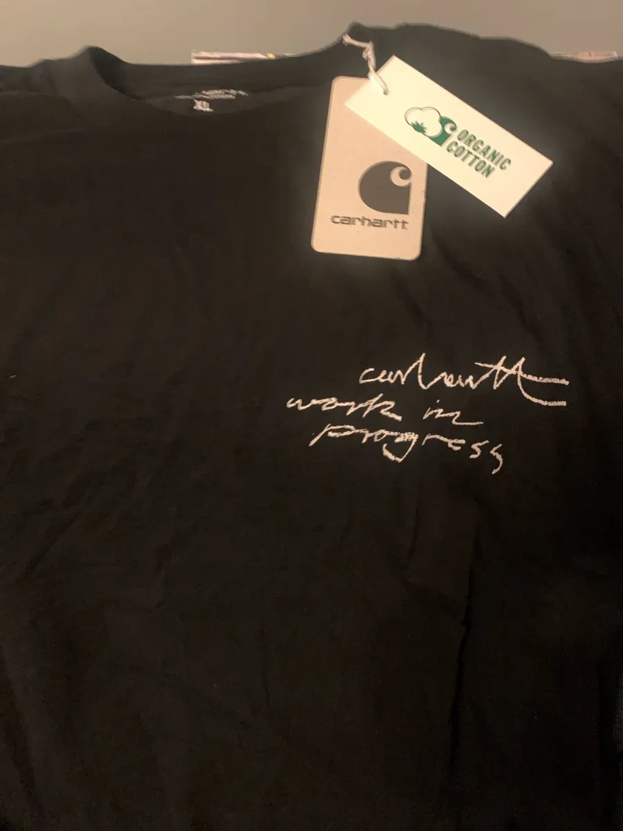 Carhartt t shirt xl new - Image 1