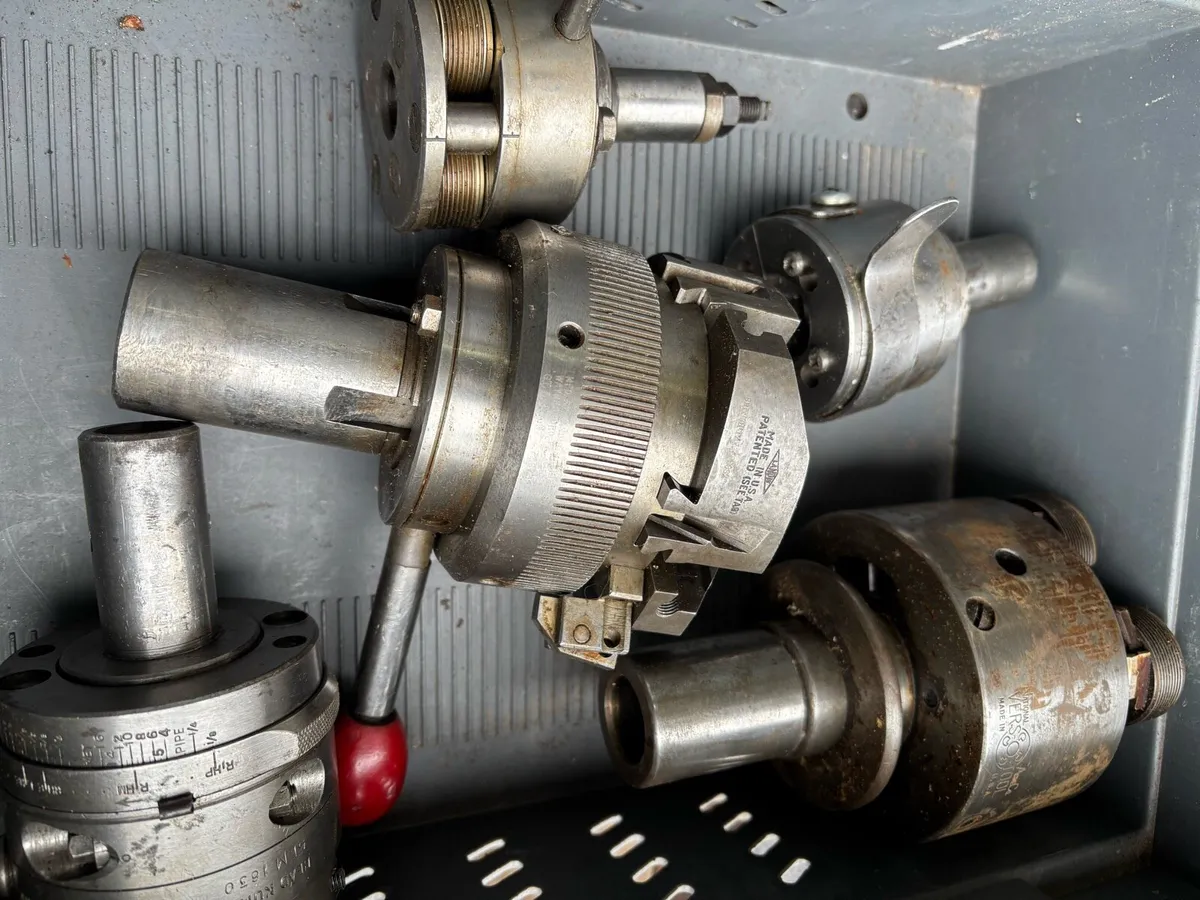 DIE HEADS & CHASERS USA British - Image 4