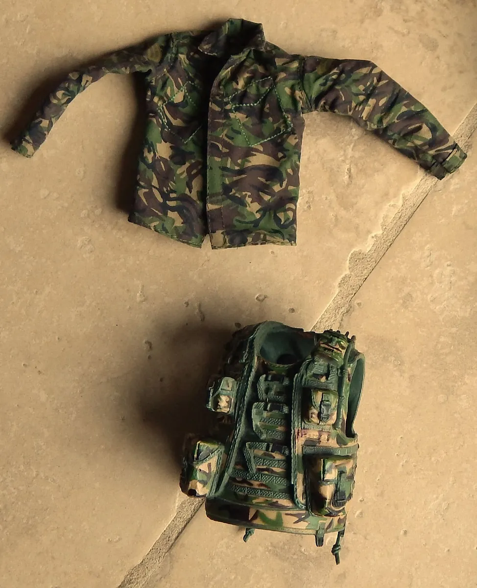 Selection of 6 Action Man Figurines & Accessories - Image 4