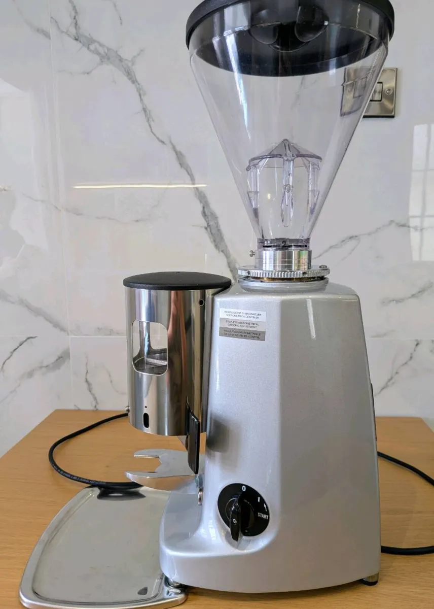 Mazzer Super Jolly Grinder - Image 1
