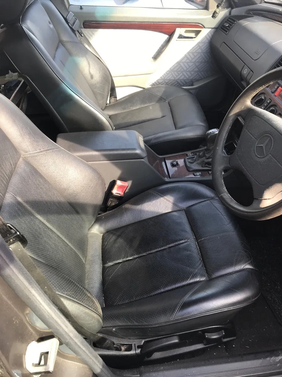 Mercedes c180 - Image 3