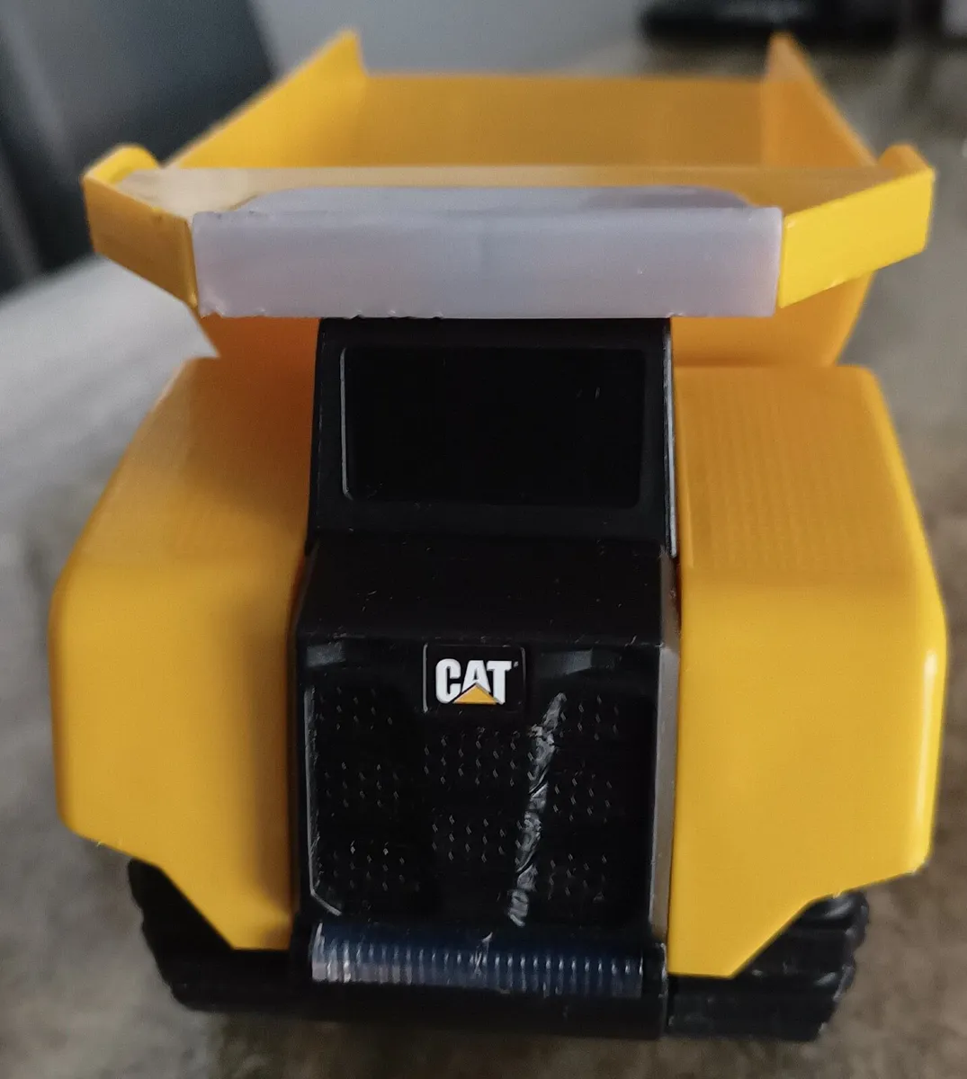 2 Caterpillar Toy Trucks - Image 4