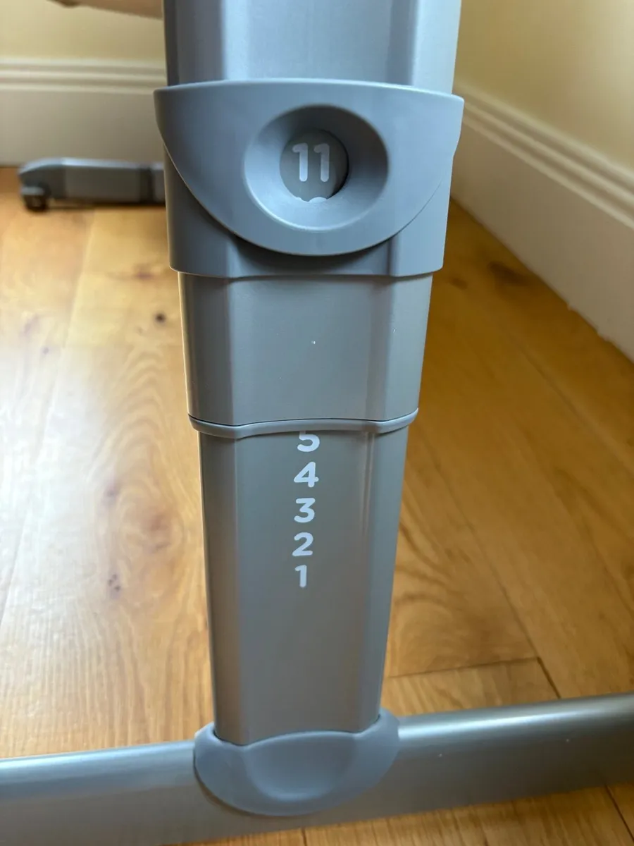 Co-Sleeper/Side cot - Image 3