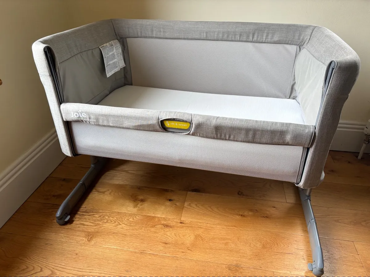 Co-Sleeper/Side cot - Image 1
