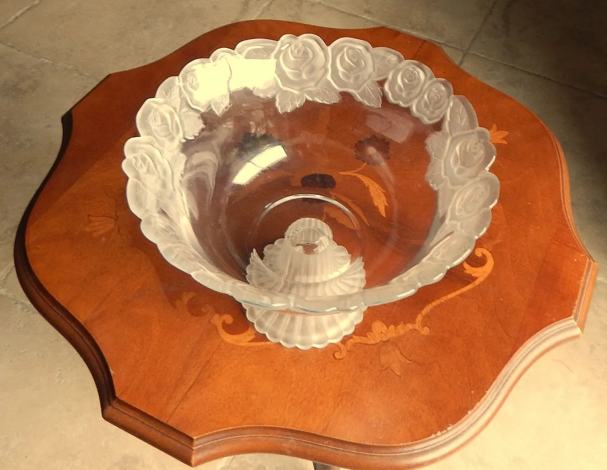 Footed Glass Fruit Bowl with Frosted Embossed Rose - Image 2