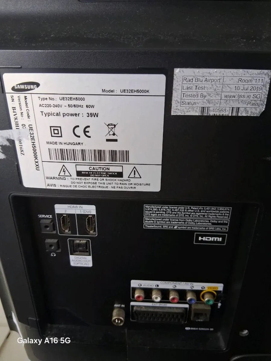 33 inch tv - Image 2