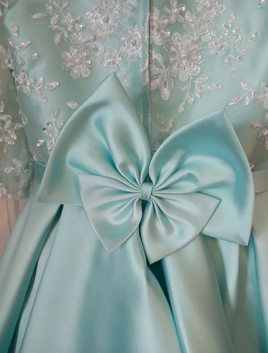 Confirmation Dress . Perfect condition - Image 4