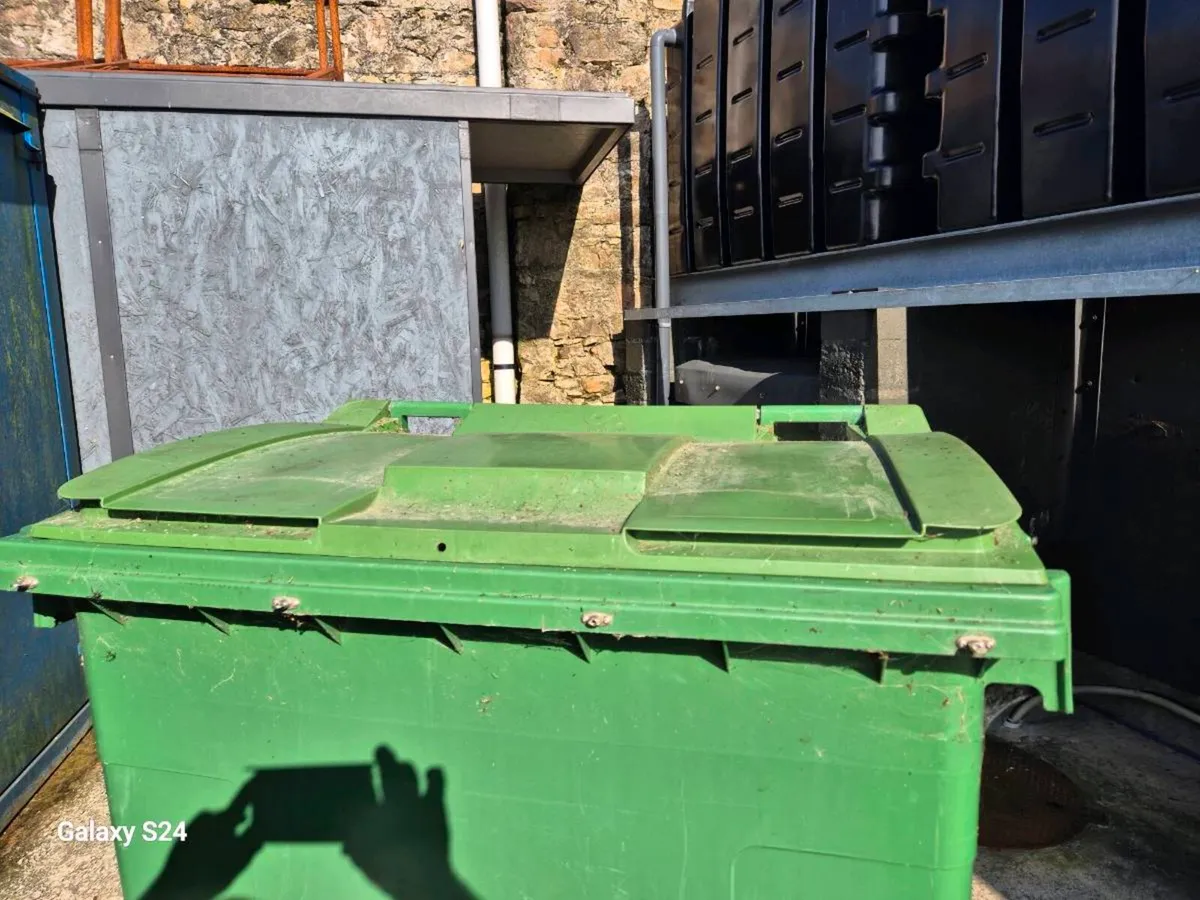 Wheeled bin - Image 4