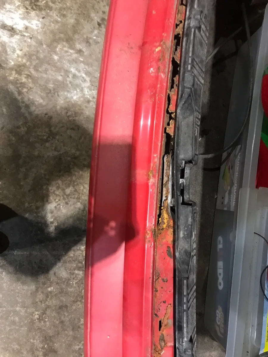 Bmw 3 series e36 needs work - Image 3