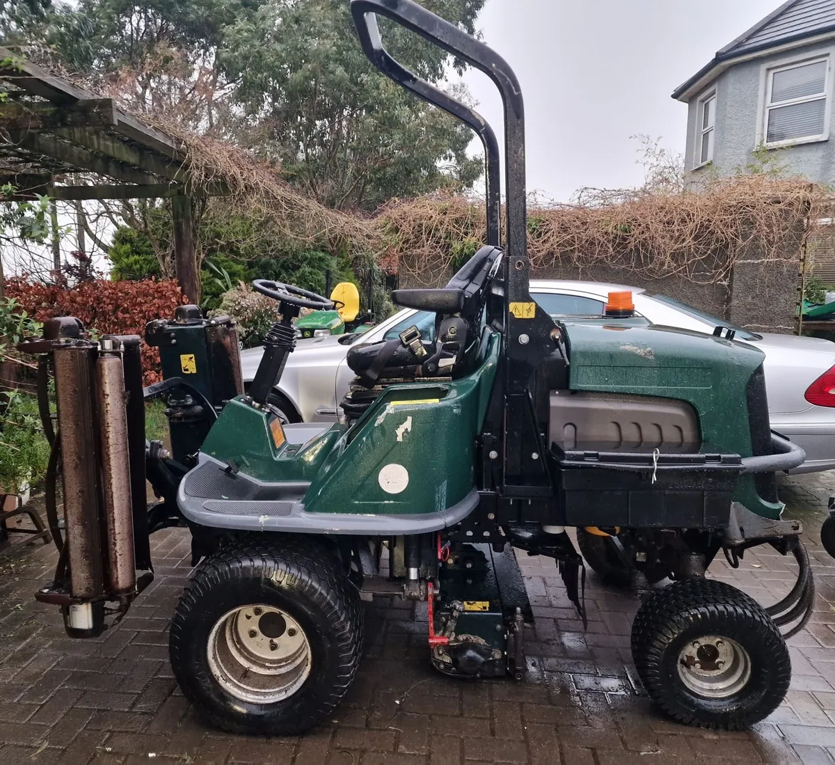 Hayter 35hp diesel reel ride on mower lawnmower - Image 1