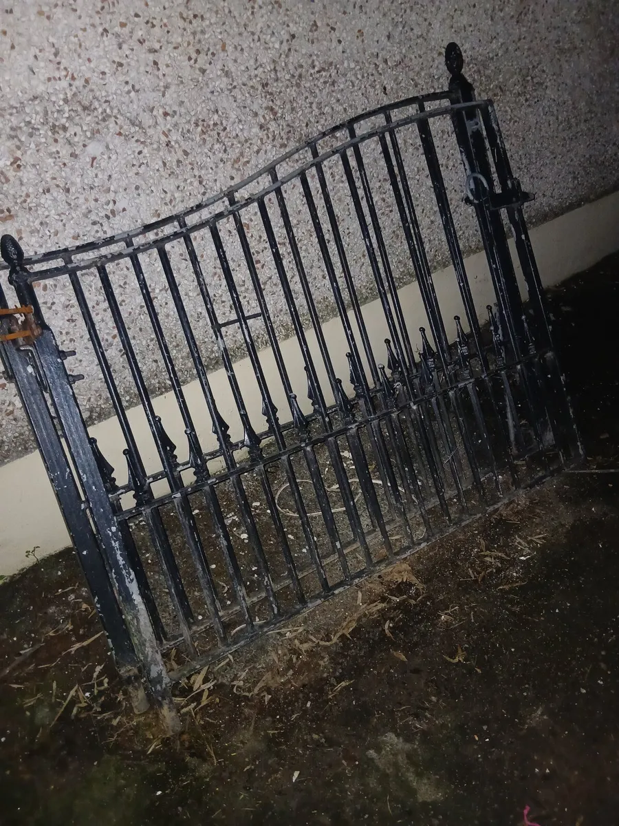 Garden Gates - Image 2
