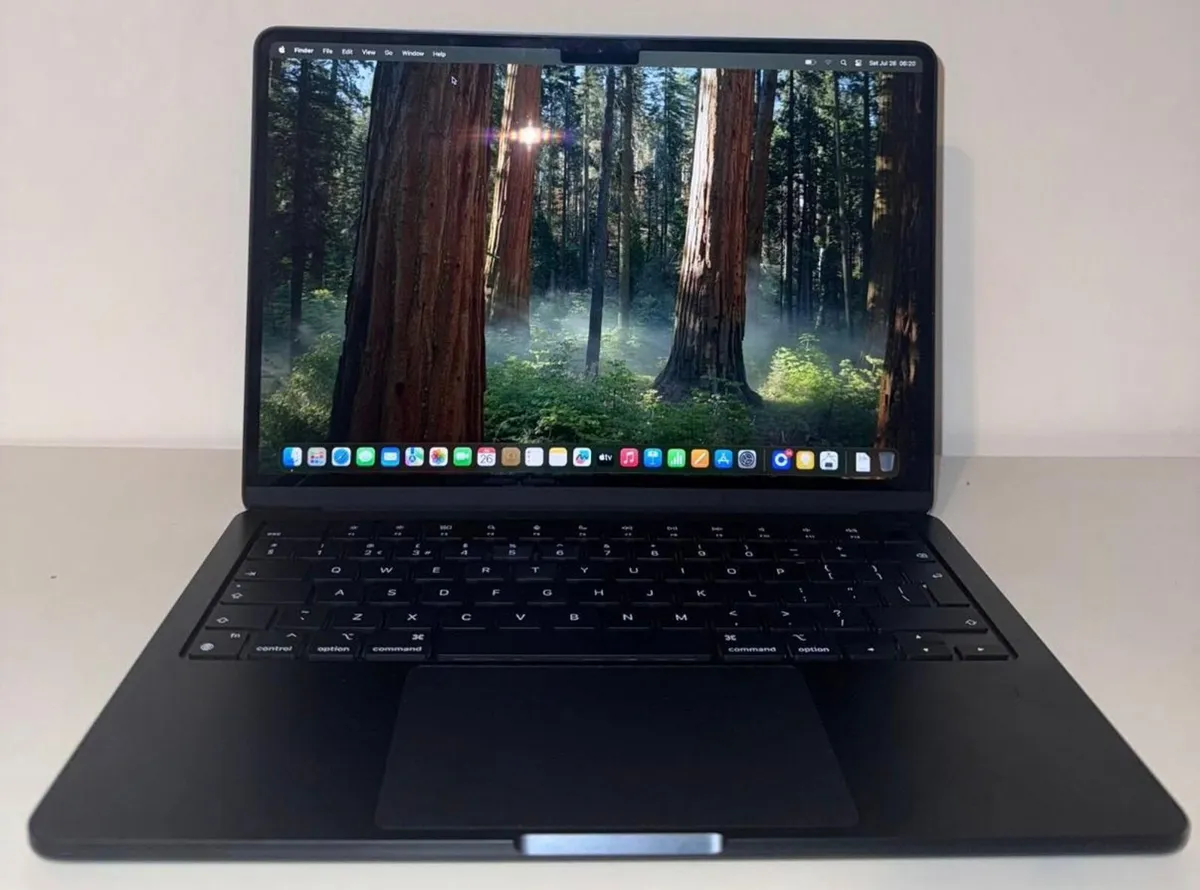 MacBook Air 13" (2024) - M3 Chip, 16GB RAM - Image 4