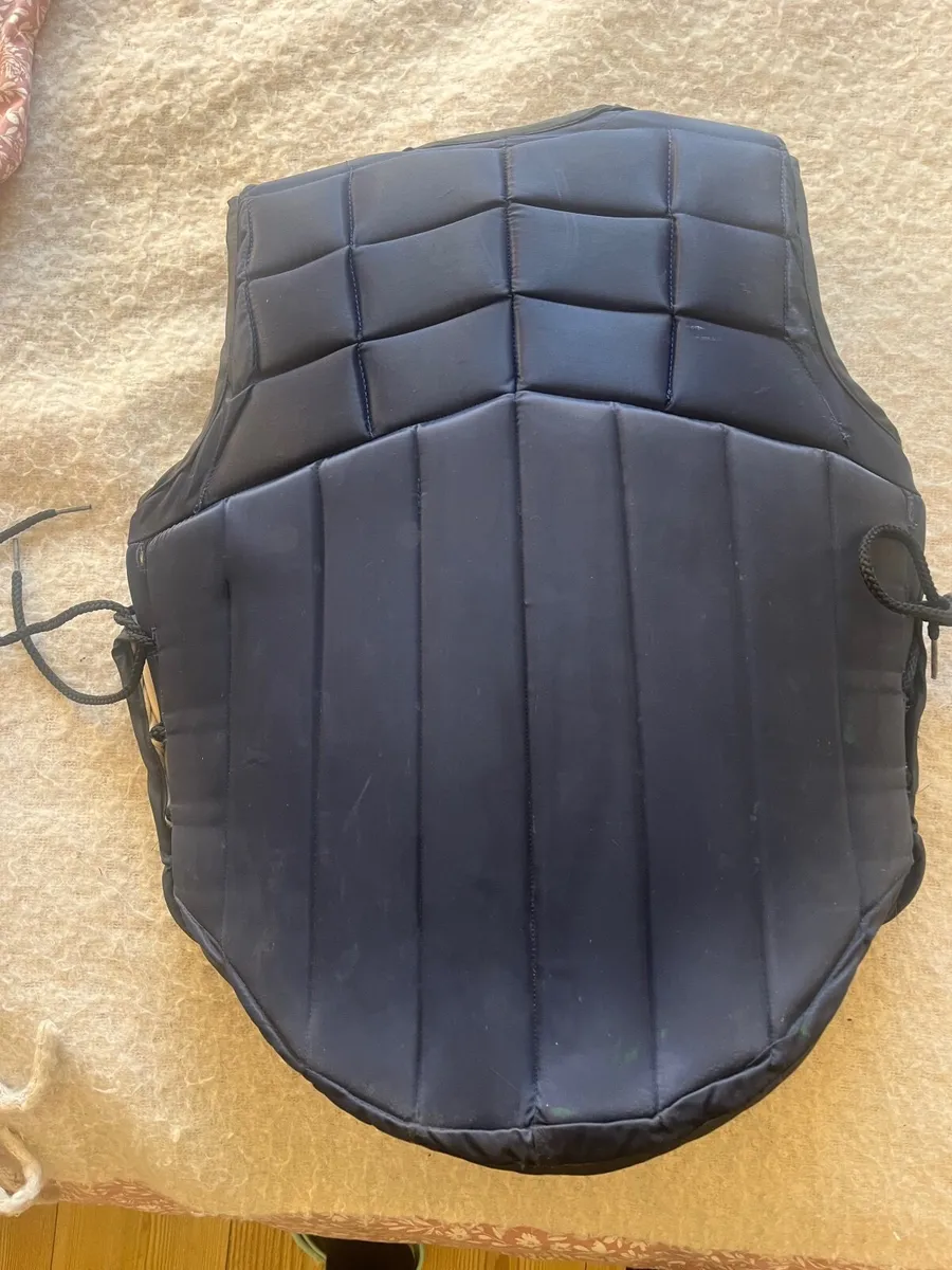 Race safe back protector - Image 1