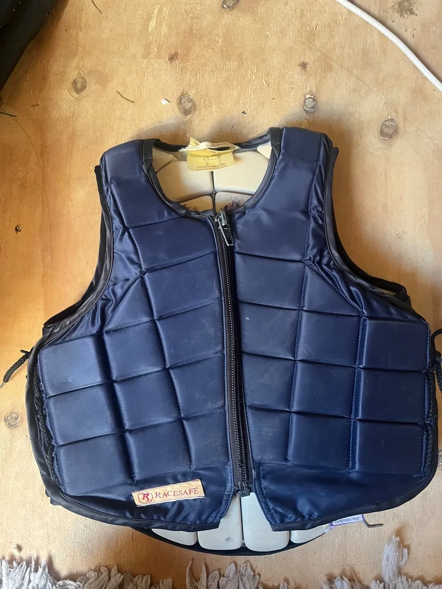 Race safe back protector - Image 1