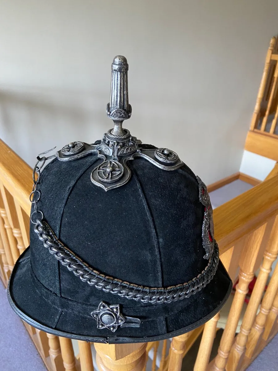 Police helmet - Image 2