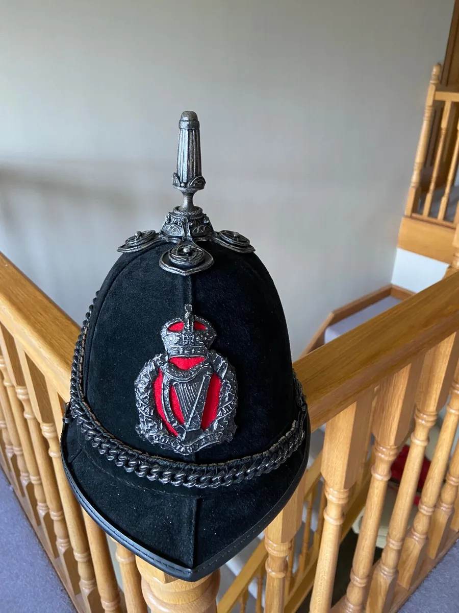 Police helmet - Image 1