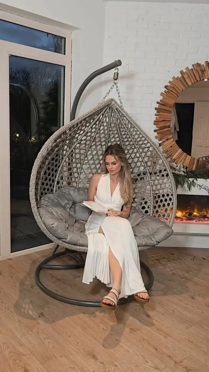 Rattan swing chair egg chair brand new - Image 3