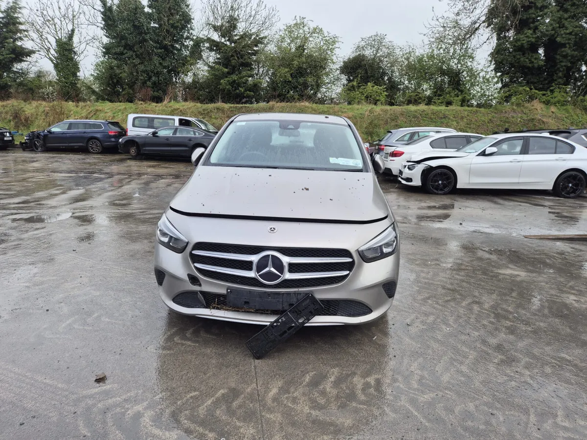 2021 Mercedes B-Class *For parts* - Image 1