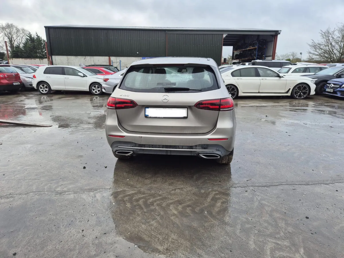 2021 Mercedes B-Class *For parts* - Image 2